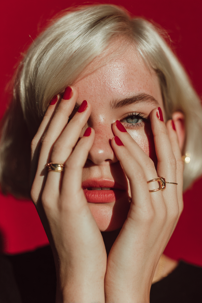 Valentines nails ideas 2026 featuring romantic nail art, heart designs, trendy Valentine nail colors, and stylish Valentine’s Day nail designs.